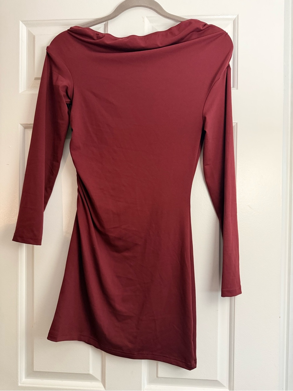 🌸 4/$20 Sale - Burgundy Draped Neck Ruched Dress – Long Sleeve Dress Small - Picture 3 of 3